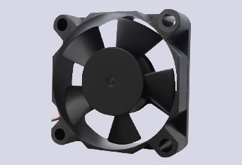  Industrial robots and cooling fans: Neglected collaborative cooling components